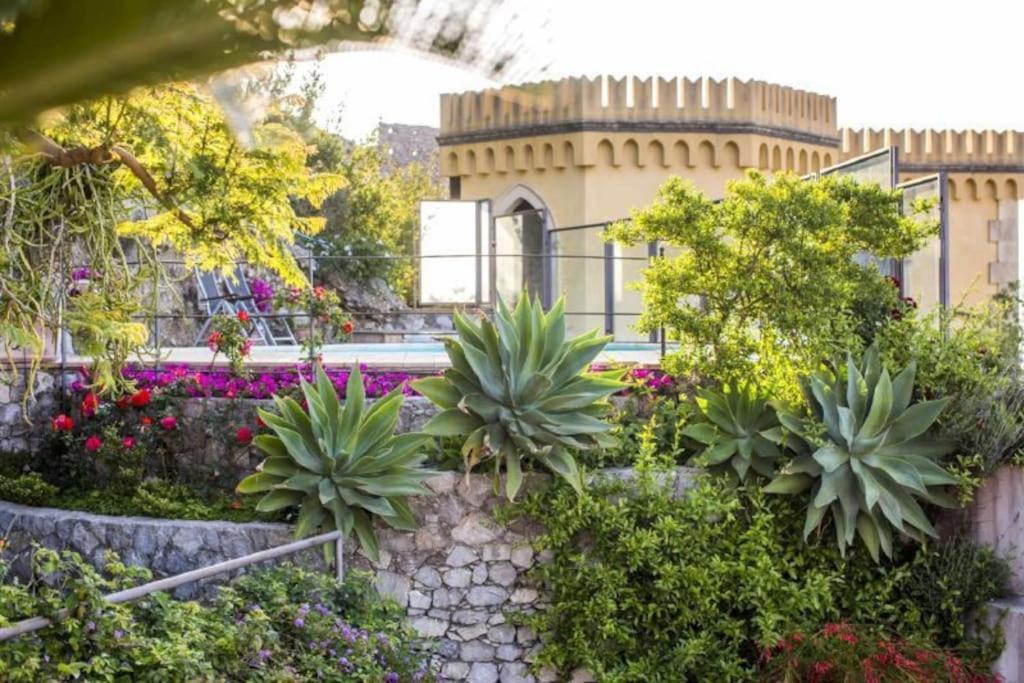 Villa Torre Sicilia Taormina Buitenkant foto