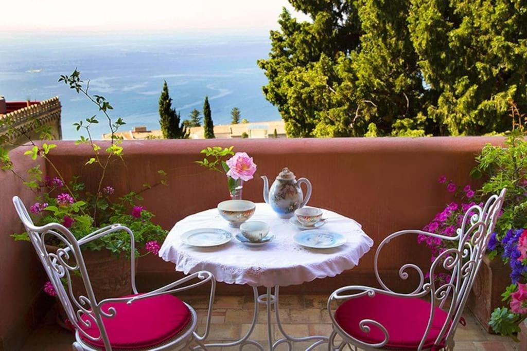 Villa Torre Sicilia Taormina Buitenkant foto